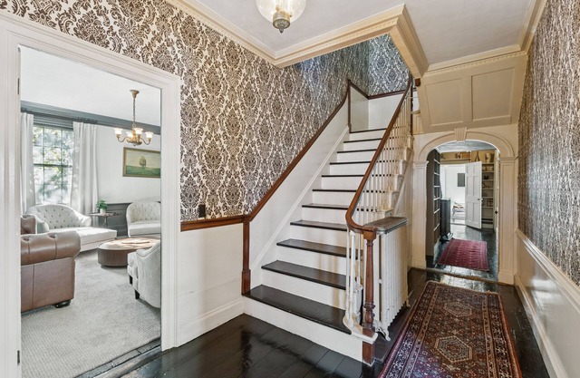 Historic Portland Retreat for Family Holidays