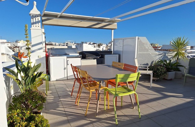 Historic Roof Top Olhão, 360° panoramic sea view.