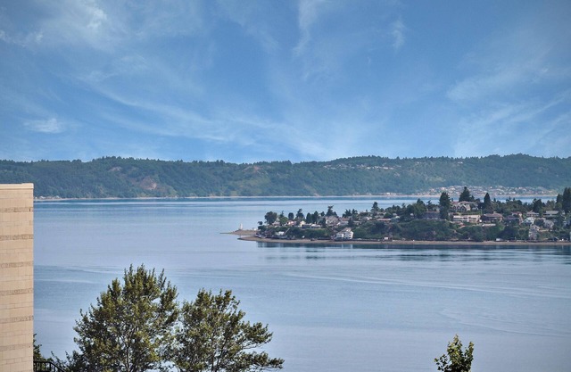 Historic Stadium Area Vacation Rentals!