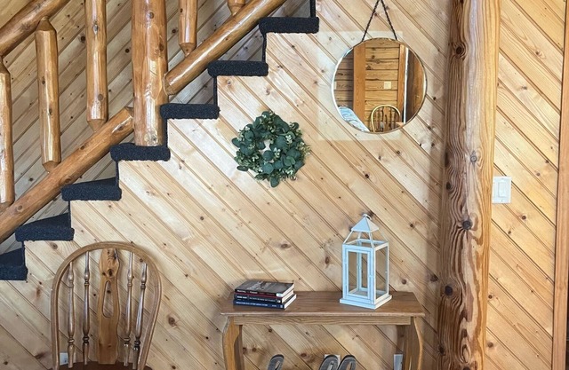 Hodge Podge Lodge bring 24 friends to East Port Marina on Dale Hollow Lake