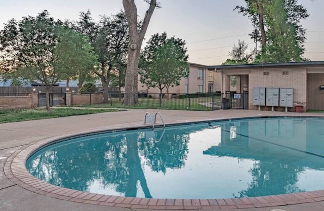 Hoff Gardens 12 - 2BR 2BA - Downtown Lubbock