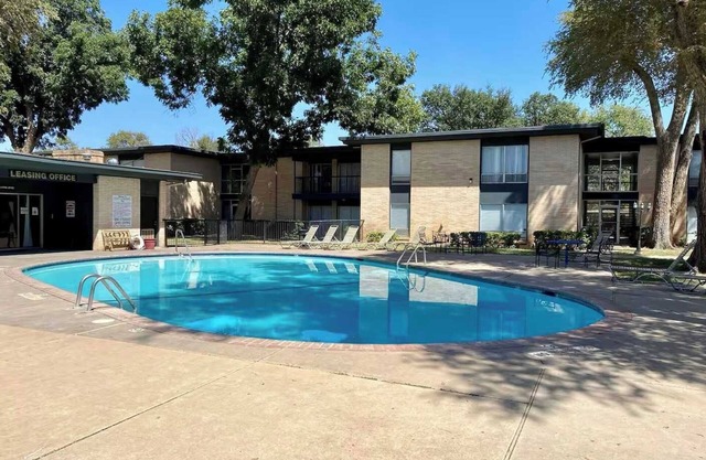 Hoff Gardens 37 - 1BR/1BA - Downtown Lubbock
