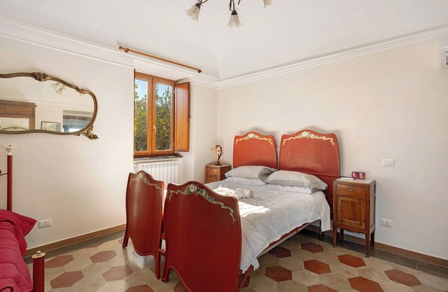 Holiday Home 'Monolocale Con Vista Mare' with Sea View, Wi-Fi and Air Conditioning