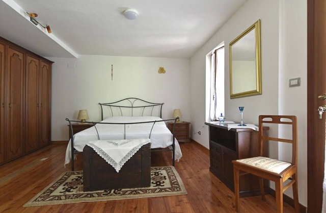 Holiday accommodation in Schievenin