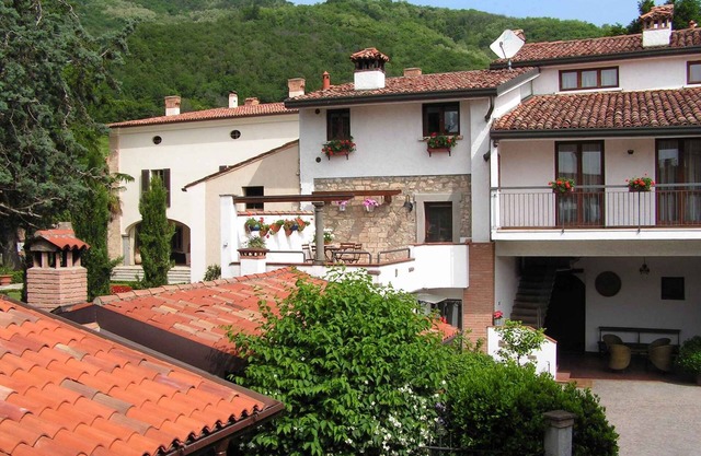 Holiday apartment in a quiet location in the middle of the vineyards