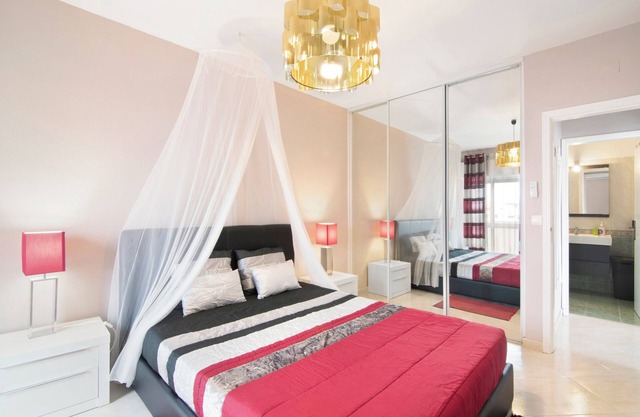 Holiday Apartment 'Blue House' with Shared Pool, Balcony & Wi-Fi