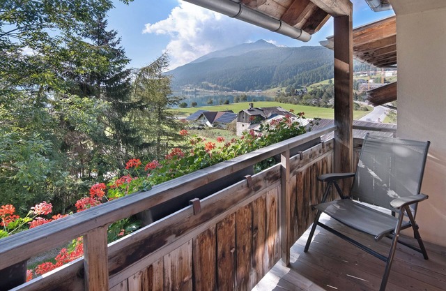 Holiday Apartment 'Appartements Egart 1' with Lake View, Balcony and Wi-Fi