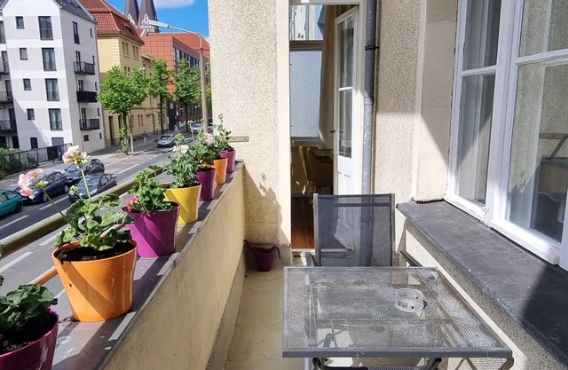 Holiday Apartment "Balkon Flat In Berlin" with Balcony & Wi-Fi
