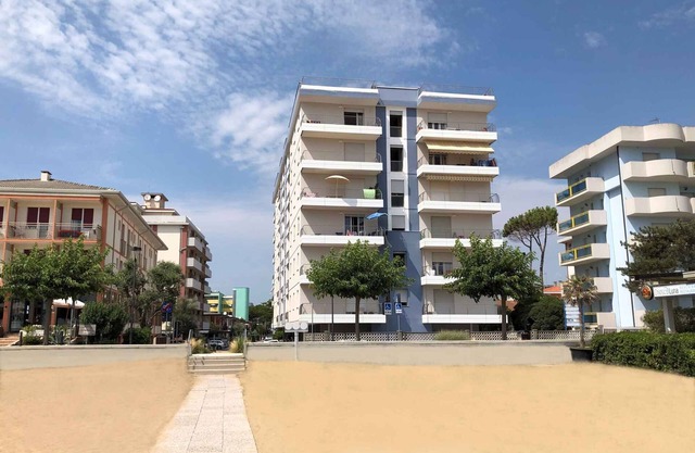 Holiday apartment directly on the beach