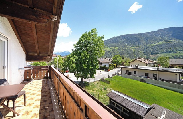 Holiday Apartment "Haus Tanja 3" with Mountain View, Shared Garden & Wi-Fi