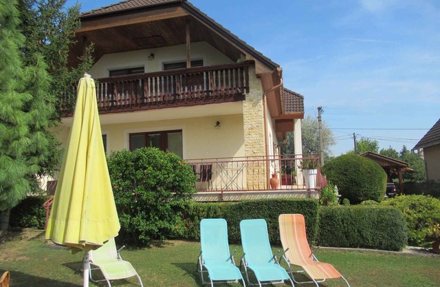 Holiday apartment in a quiet place, with a beautiful view