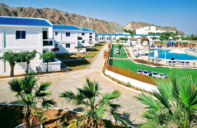 Holiday Beach Resort