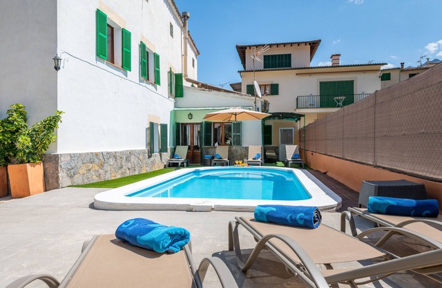 Holiday Home 'Can Xeliu' with Private Pool, Private Terrace and Wi-Fi
