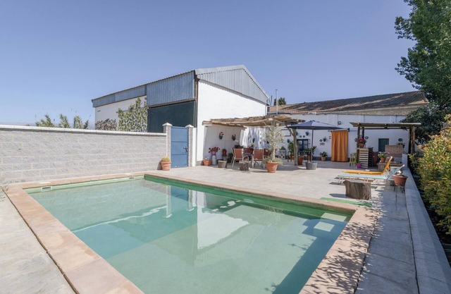 Holiday Home "Casa Encarnacion" with Mountain View, Pool & Wi-Fi