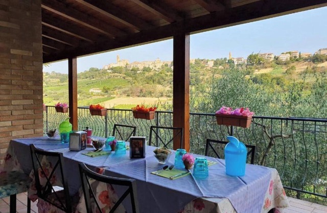 Holiday Home 'Casa Vacanze Landandsea' with Private Terrace, Wi-Fi and Air Conditioning