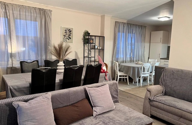 Holiday Home 'Geräumiges Haus Mit Viel Platz' with Private Terrace, Private Garden and Wi-Fi