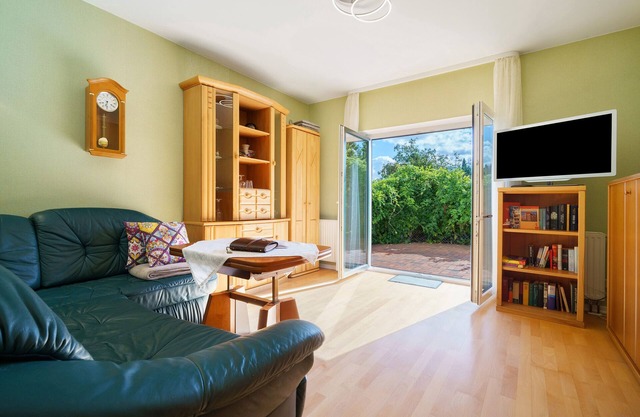 Holiday Home 'Grün' with Shared Terrace and Wi-Fi