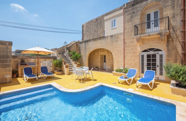 Holiday home in Gozo with private pool, quiet location & family friendly