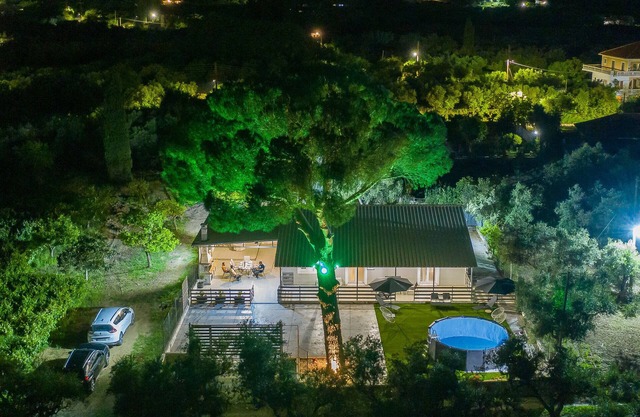 Holiday Home 'Koukounaria House' with Private Pool, Wi-Fi, and Air Conditioning