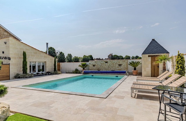 Holiday Home 'Les Marronniers' with Private Pool, Private Terrace and Wi-Fi