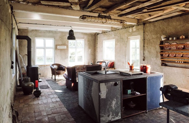 Holiday Home 'Projektraum Obst und Sterne' with Private Terrace