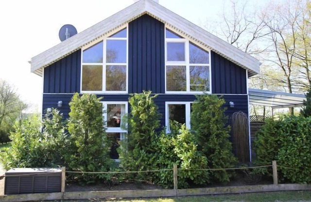 Holiday home Seeidyll with sauna on lake Dümmer, Dümmer