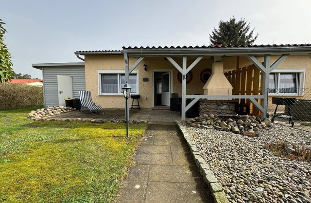 Holiday house Dargun for 1 - 3 persons with 1 bedroom - Twin house