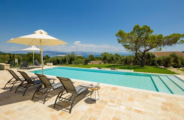 Holiday house Dassia for 1 - 10 persons with 5 bedrooms - Holiday house