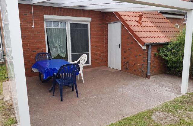 Holiday house Neßmersiel for 1 - 6 persons with 2 bedrooms - Holiday home