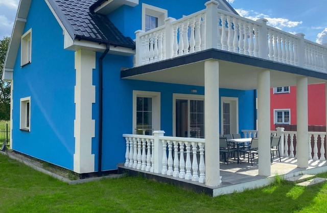 Holiday house Nowe Warpno for 1 - 10 persons with 5 bedrooms - Holiday home