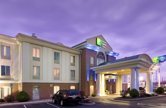 Holiday Inn Express Hotel & Suites Chambersburg by IHG