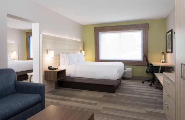 Holiday Inn Express Louisville Northeast by IHG
