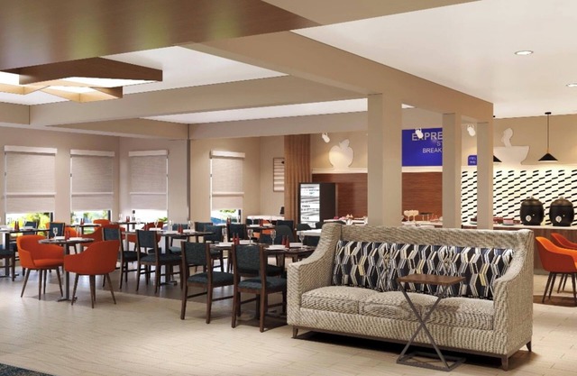 Holiday Inn Express Redding North by IHG