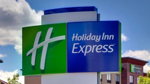 Holiday Inn Express & Suites Joplin Southeast by IHG
