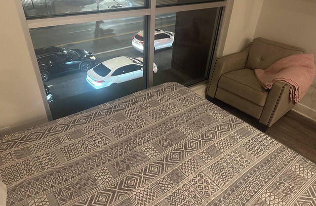 Hollywood Walk of Fame 2 beds, parking
