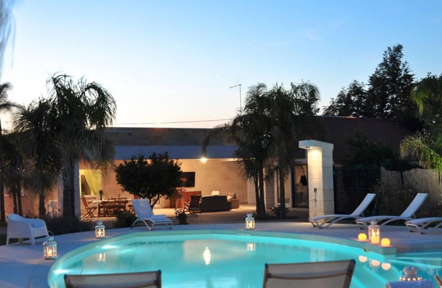 Homerez - Spacious villa 350 m away from the beach for 8 ppl. with swimming-pool