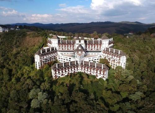 Home Green Home 101 - Um Castelo na Montanha com linda vista