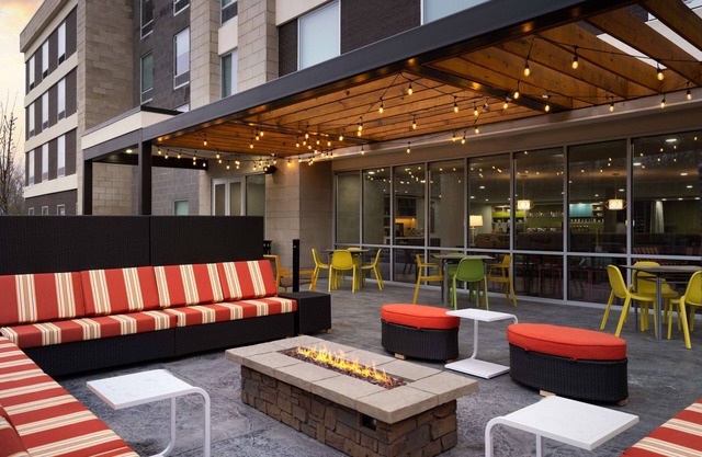 Home2 Suites By Hilton Brownsburg