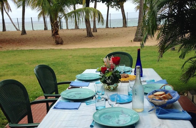 Homerez - 30 m away from the beach! Beautiful appartement for 5 ppl. at Le Moule