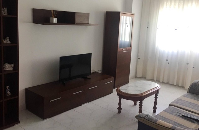 Homerez - 80 m away from the beach! Appartement for 6 ppl. with balcony at Laxe