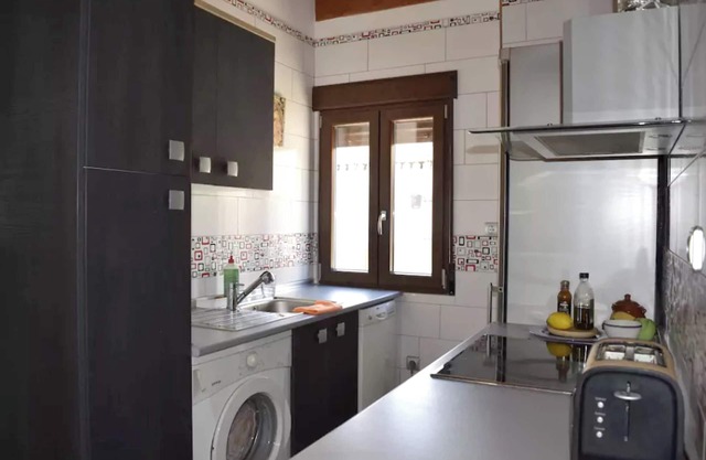 Homerez - Ambroz apt with pool