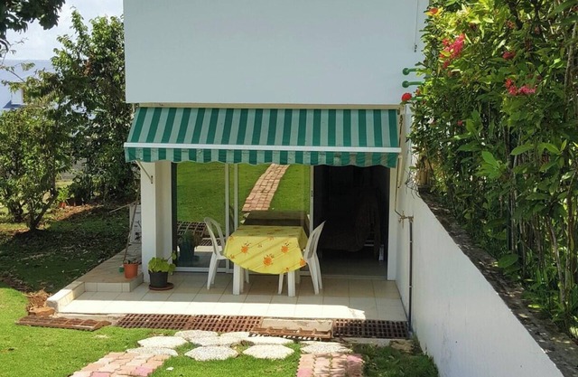 Homerez - Apartment in Baie Mahault