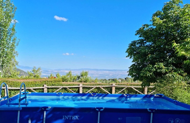 Homerez - Big house for 10 ppl. with swimming-pool and garden at Íllora