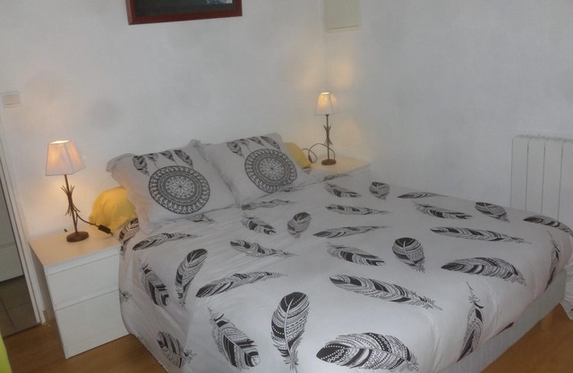 Homerez - Charming house in Plougasnou with fenced garden