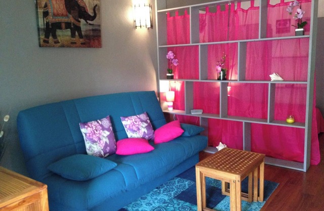 Homerez - Charming Studio with Balcony in Le Moule 35m²