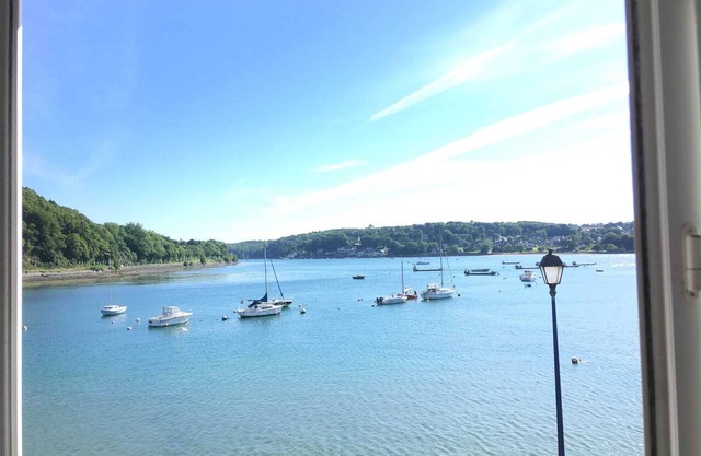 Homerez - House 1 km away from the beach for 6 ppl. with terrace at Plouezoc'h