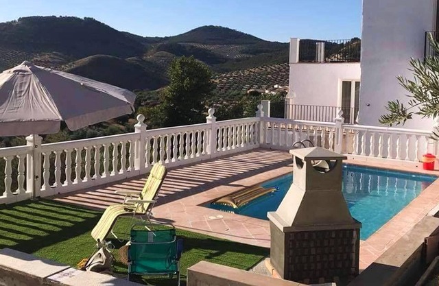 Homerez - Nice house for 6 ppl. with shared pool and terrace at Alcaudete