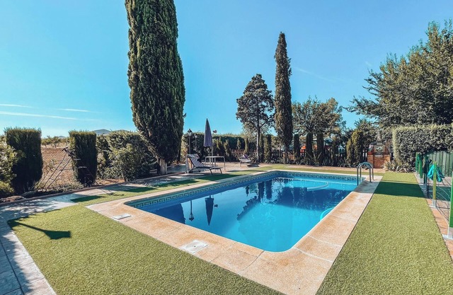 Homerez - Rural House Burguillos with pool