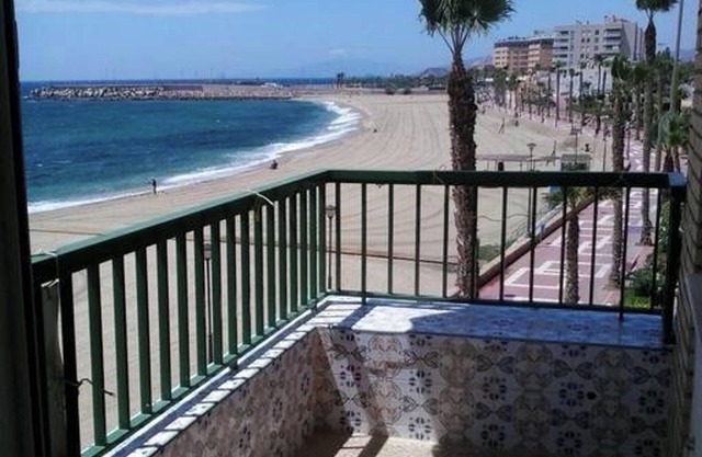 Homerez - Seaside Apartment Águilas