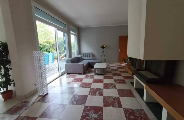 Homerez - Spacious Apartment in Montreuil